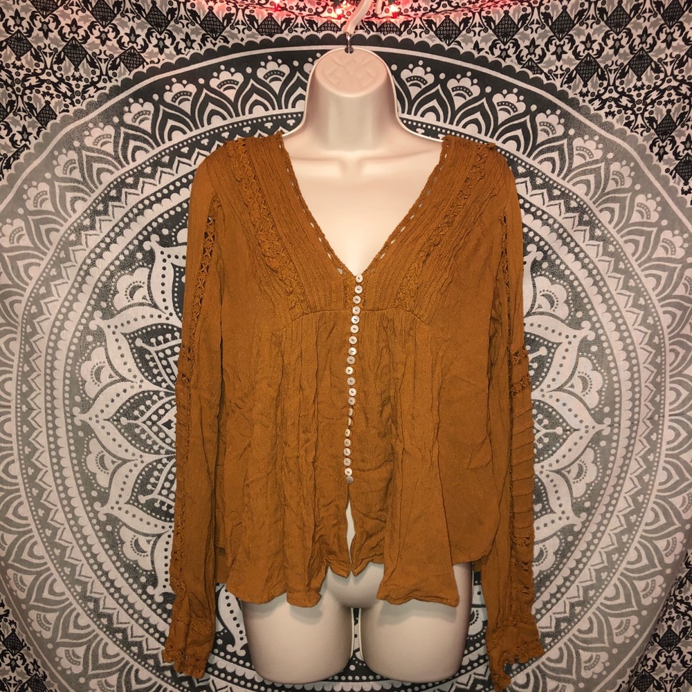 💛FREE PEOPLE💛 Super Cute Blouse/Top! 😍